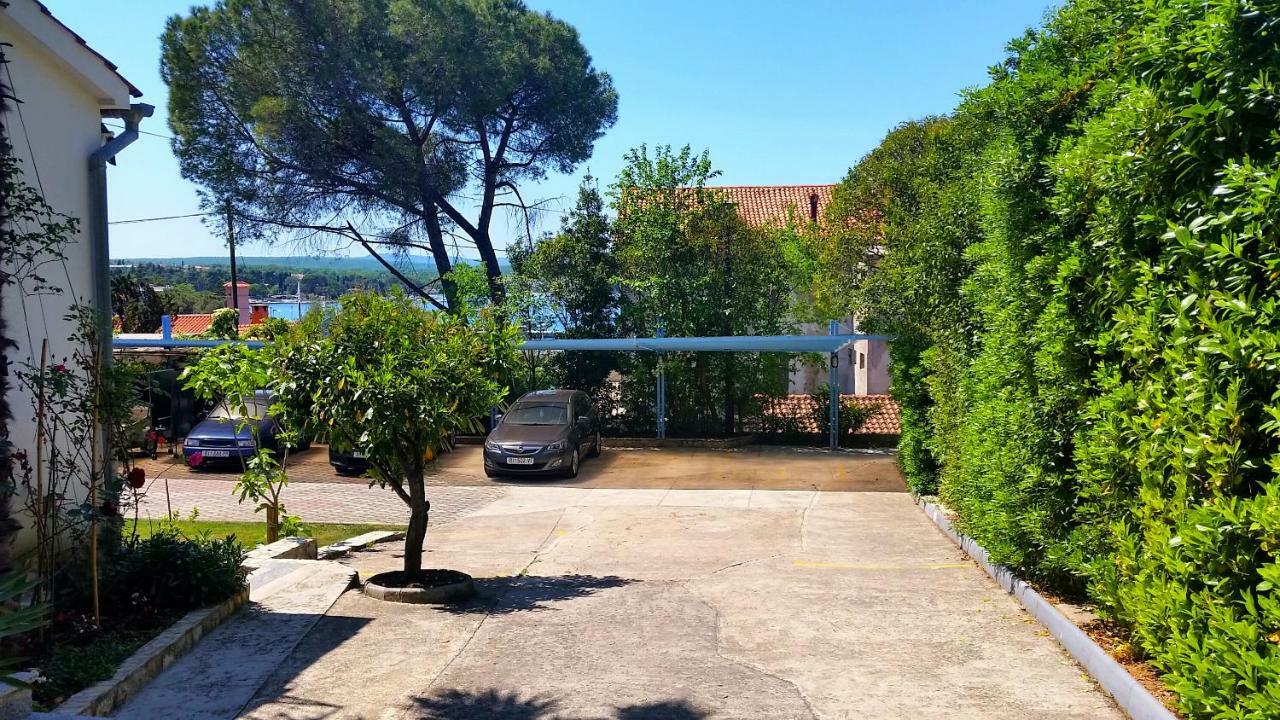 Blue Sky Residence Malinska Exterior foto